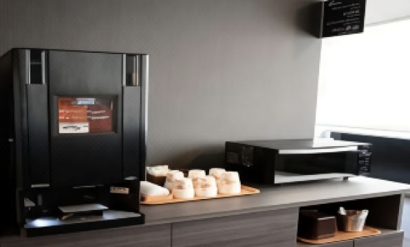 UEDA EKIMAE ROYAL HOTEL