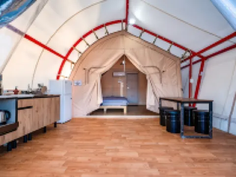 Yeoncheon Jun 3 Brothers Glamping 鄰近漢灘江觀光地的酒店