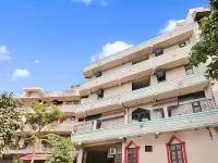 Classic Hotel @ Walk in Nizamuddin Railway Station Hotels near Hazrat Nizamuddin Station