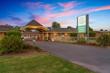 Stagecoach Motel Wodonga Отели в г. Уодонга