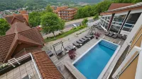 Göbels Hotel Rodenberg - Kolam Renang