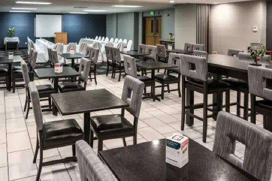 Comfort Inn Kent - Seattle