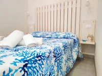 Summer House - 2-Star