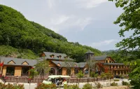 Niagara Falls Hotel - parking