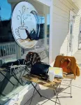 The W – Coastal + Cozy - Walk to Beach + Tyde