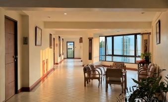 The Xym Hotel