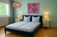 Aurora Living – 15 Min Airport | Business Design Apartments
