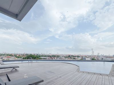 2BR near Marvell City Mall at Linden Apartment By Travelio