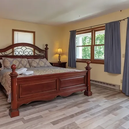 Lakefront Home in the heart of Seneca Lake Wine Trail