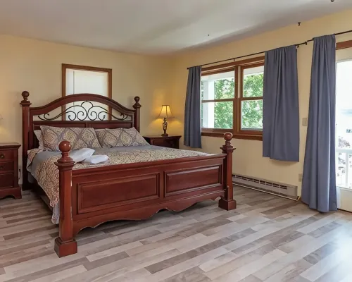 Lakefront Home in the heart of Seneca Lake Wine Trail Ξενοδοχεία στην πόλη Milo