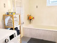 Cozy vacation apartment in the beautiful Ore Mountains in the town of the 7 valleys. Hotels in Pfaffroda