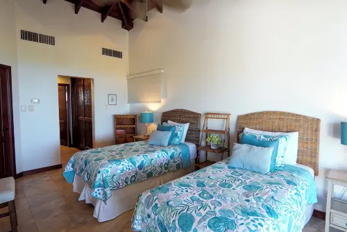 Caribatters @ Pristine Bay Ocean and Golf Course View - piscina