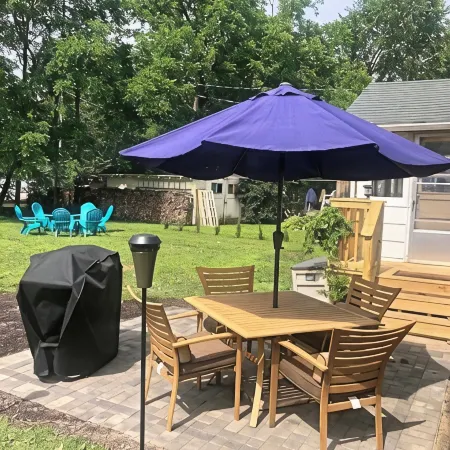 Cozy Cottage Steps from Pristine Chain O’ Lakes Waupaca-Pontoon Rental Option