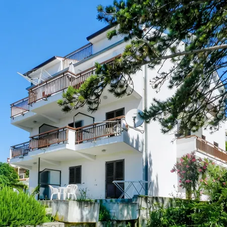Apartments Josip