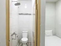 Beranda Istirahat Pluit - Guest houses