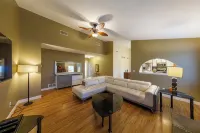 Cozy Retreat: 3/2 house with deck - 2-Sterne