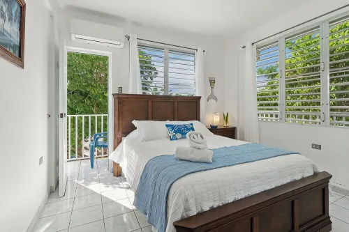 Punta Aguila Beach House/Pool/ Billiard Table/ 7 Beds + 2 Private Rooms