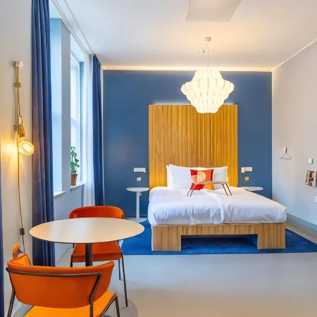 VIE Via - Your Hotel