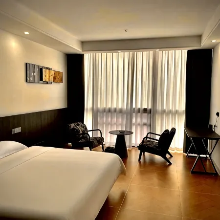 Xiaoshihou Homestay (Wanda Plaza)