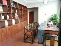 CENTER