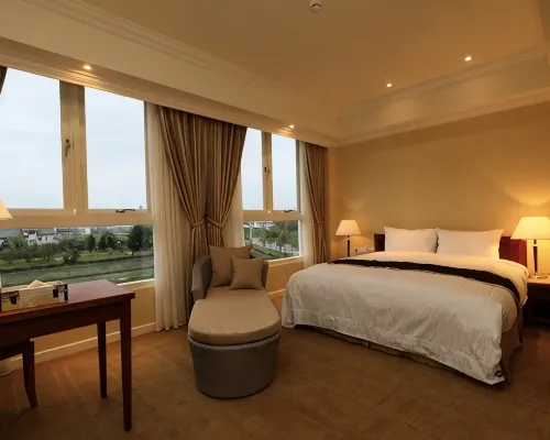 Aleex Villa Hotels near Artemis Garden