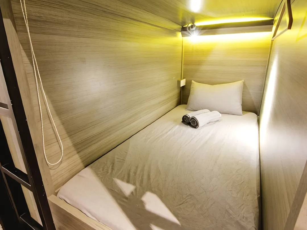 Mypodroom Capsule Hotel - インドネシア バンドン