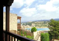 Parador de Tortosa - Mountain view