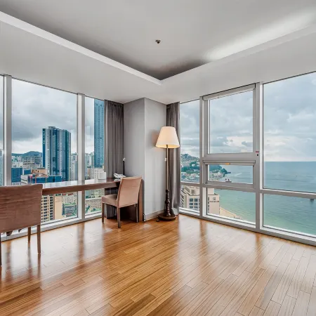 Haeundae Seacloud Hotel Residence Отели рядом с достопримечательностью «Холм Далмаджи»