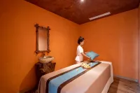 Sala Grand TuyHoa Hotel - spa