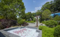 Huitang Hot Spring Resort - Thermen
