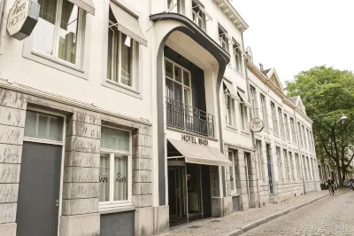 Mabi City Centre Hotel Hotels near Helpoort