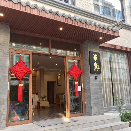 LUOMIWESTBANKRESORTHOTEL