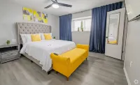 Beautiful Contemporary Suite #02