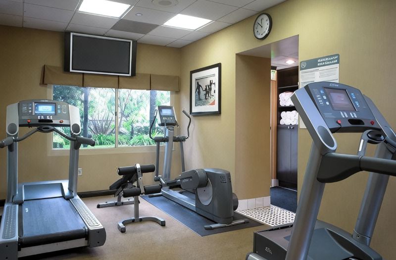 Sheraton Fairplex Suites & Conference Center photo 3