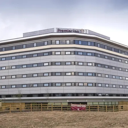 Premier Inn Manchester Airport (M56/J6) Runger Lane South