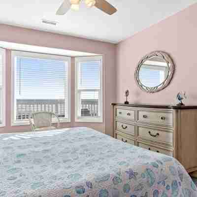 Alternative Wave I Gorgeous Oceanfront House with Private Pool and Great Views! Rooms
