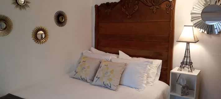 The House on Wine Alley Hotels in Gasconade County