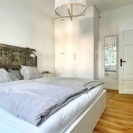 Ferienwohnung Burghof 3 + Balkon + Radparkplatz