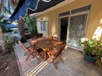 Flic En Flac: Spacious Villa in a Tranquil Environment - Close to Amenities Hotels in 