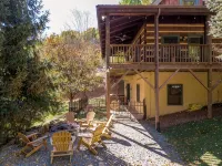 4-Bed/Bath Cabin: Hot Tub, Game Room, Pet-Friendly!