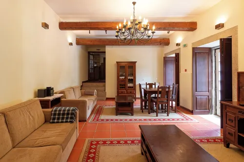 Bento Novo | Historic Manor House Near the Coast, Stunning Gardens - Villas