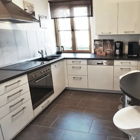 Modern Strata Montana vacation apartment with garden, underfloor heating and air conditioning