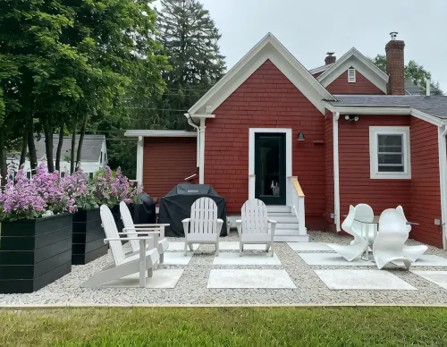 Pieces Homes Kennebunk - a design gem in a classic New England beach town