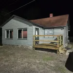 2-bedroom house with WiFi in Harrison. Sleeps 6. - 2-Star