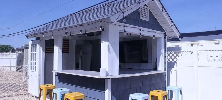 4-bedroom 3 Bath house with Master suite in charming Ortley Beach with Wi Fi, AC Hotels in Toms River