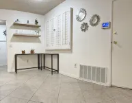 3-bedroom house in gorgeous Indio with AC, WiFi. Enjoy your stay - 3-Star