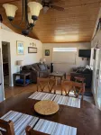 Bear Canyon Cottages - Bird House - บ้านพักหลังเล็ก
