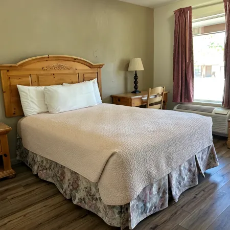 Sunset Inn and Suites