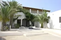 Hotel Roca Bella