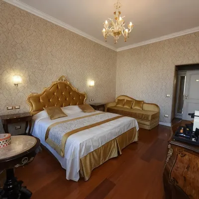 40.17 San Marco Hotel dekat Lapangan San Samuele